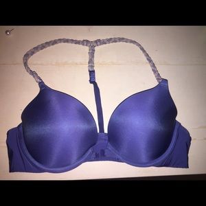 32B VS Pink Wear Everywhere Push-up front closure